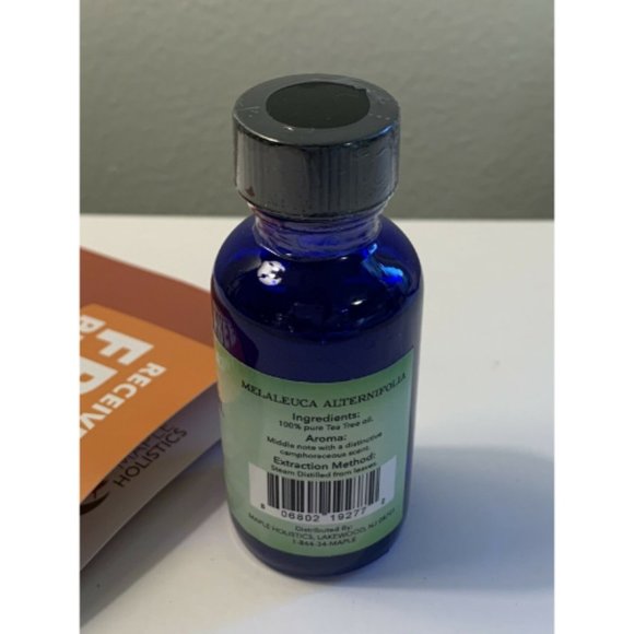 Maple Holistics 100% Tea Tree Oil for Skin QS19 - Picture 2 of 4